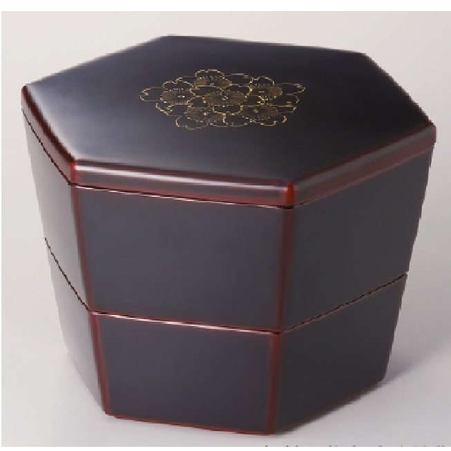 越前漆器・越前塗 雅乃 二段重 沈金桜亀甲入子 (伝統工芸士 山本勝作) (溜内黒)｜七to八-Seven to eight-