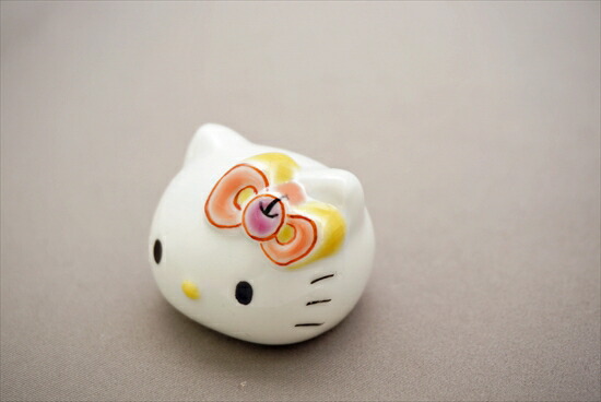 楽天市場】九谷焼 ×ハローキティ テーブルフィギュア（箸置） ドット
