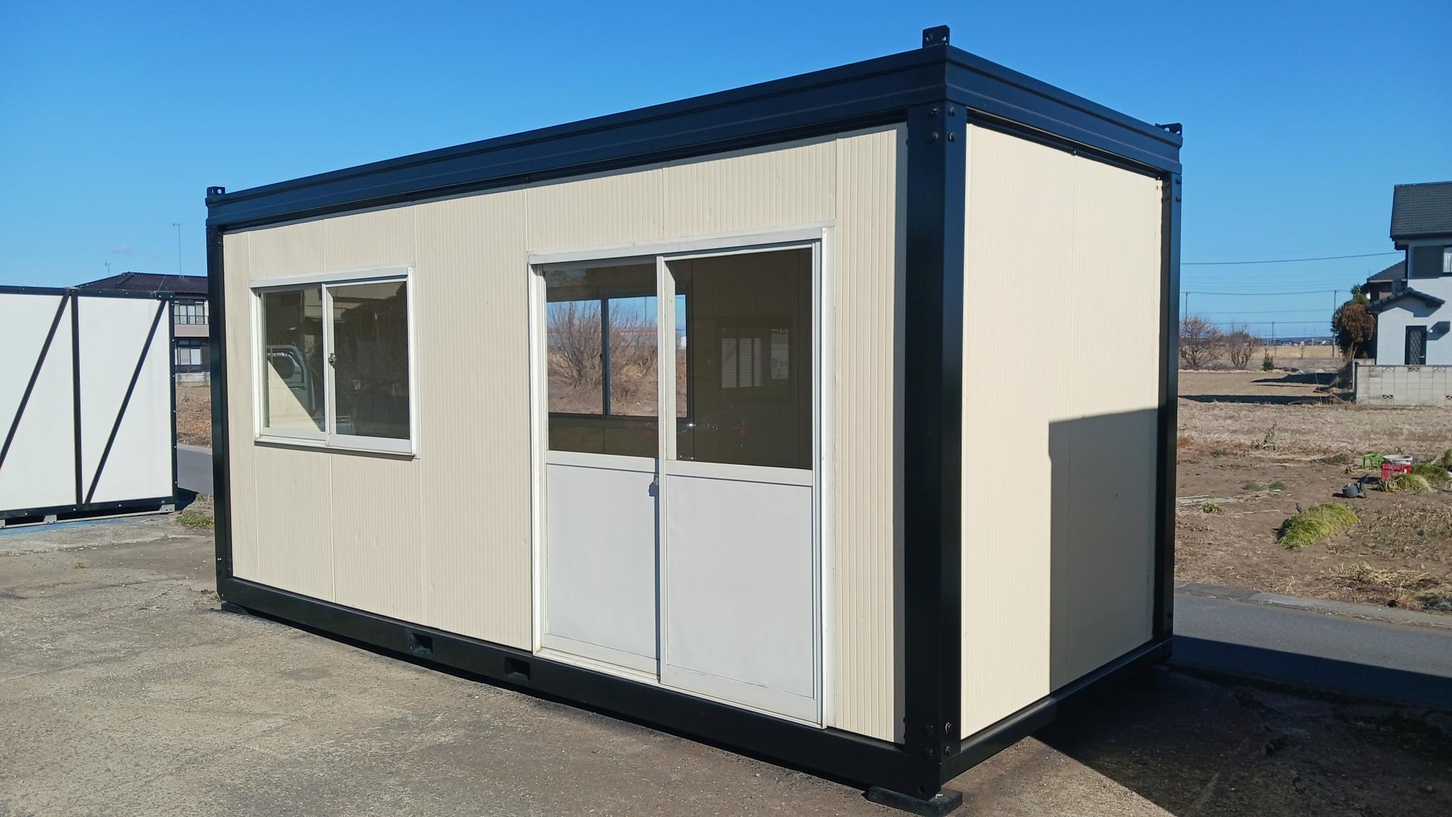 中古社会的単位棲み家 中古百貨店棲み家 中古プレハブ 中古容れもの 中古事務室 中古バス発着場 5.4ｍ 4坪 8帖
