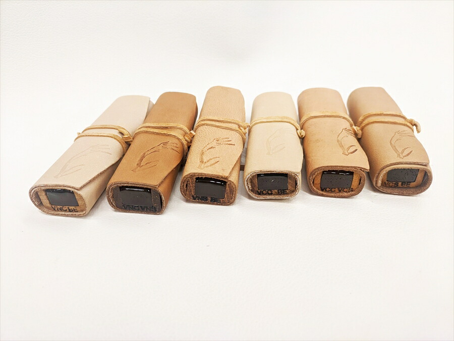 LEATHERWOOD bespoke Rosin サプル　松脂VNS Leatherwood Bespoke Rosin | 鈴木弦楽器