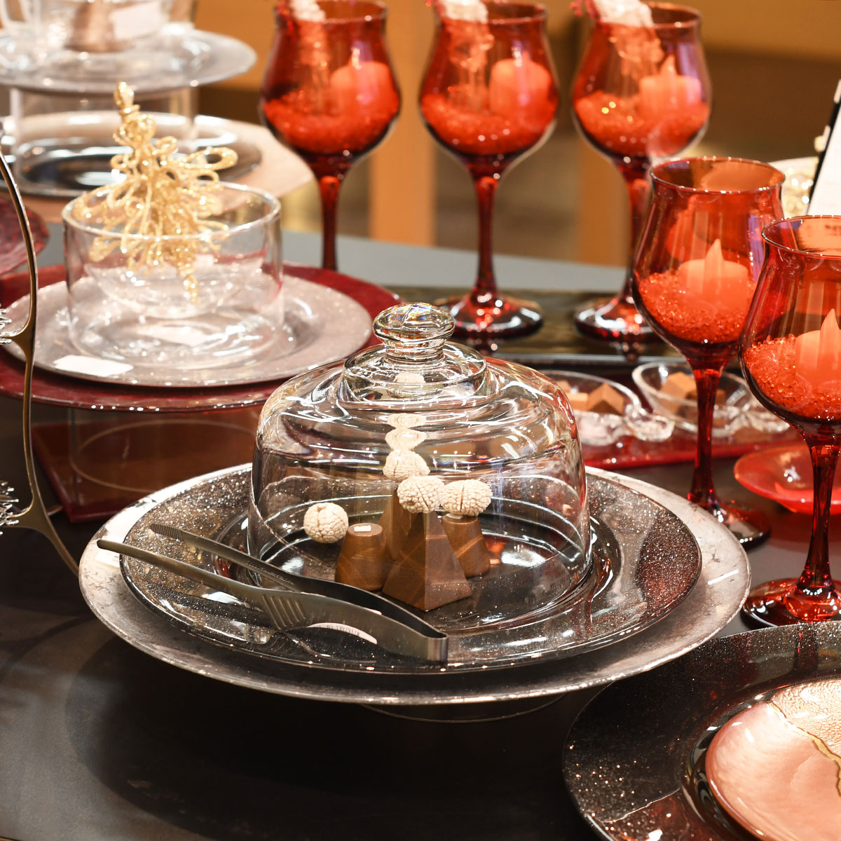 1点限り】マニーローズ ガラスのケーキドームソーサー 1点限り】マニー