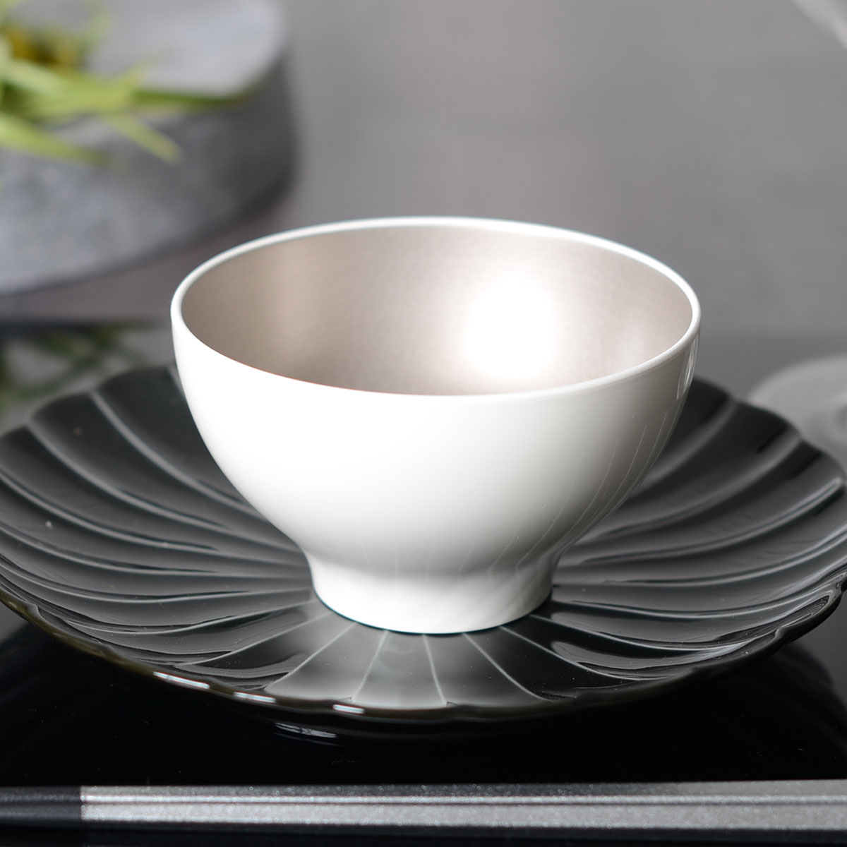 楽天市場】銀彩 富士型椀【漆器 和食器 椀 煮物椀 蓋物 日本製