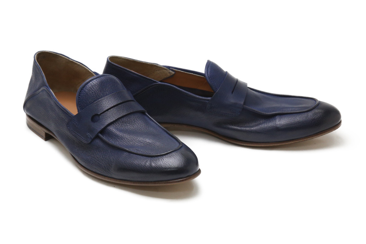 楽天市場 アンドレア フェリ Andrea Ferri メンズ ドレスシューズ D221nv ネイビー ローファーアンドレア フェリ Andrea Ferri メンズ ドレスシューズ D221nv ネイビー ローファー クインクラシコ Queen Classico