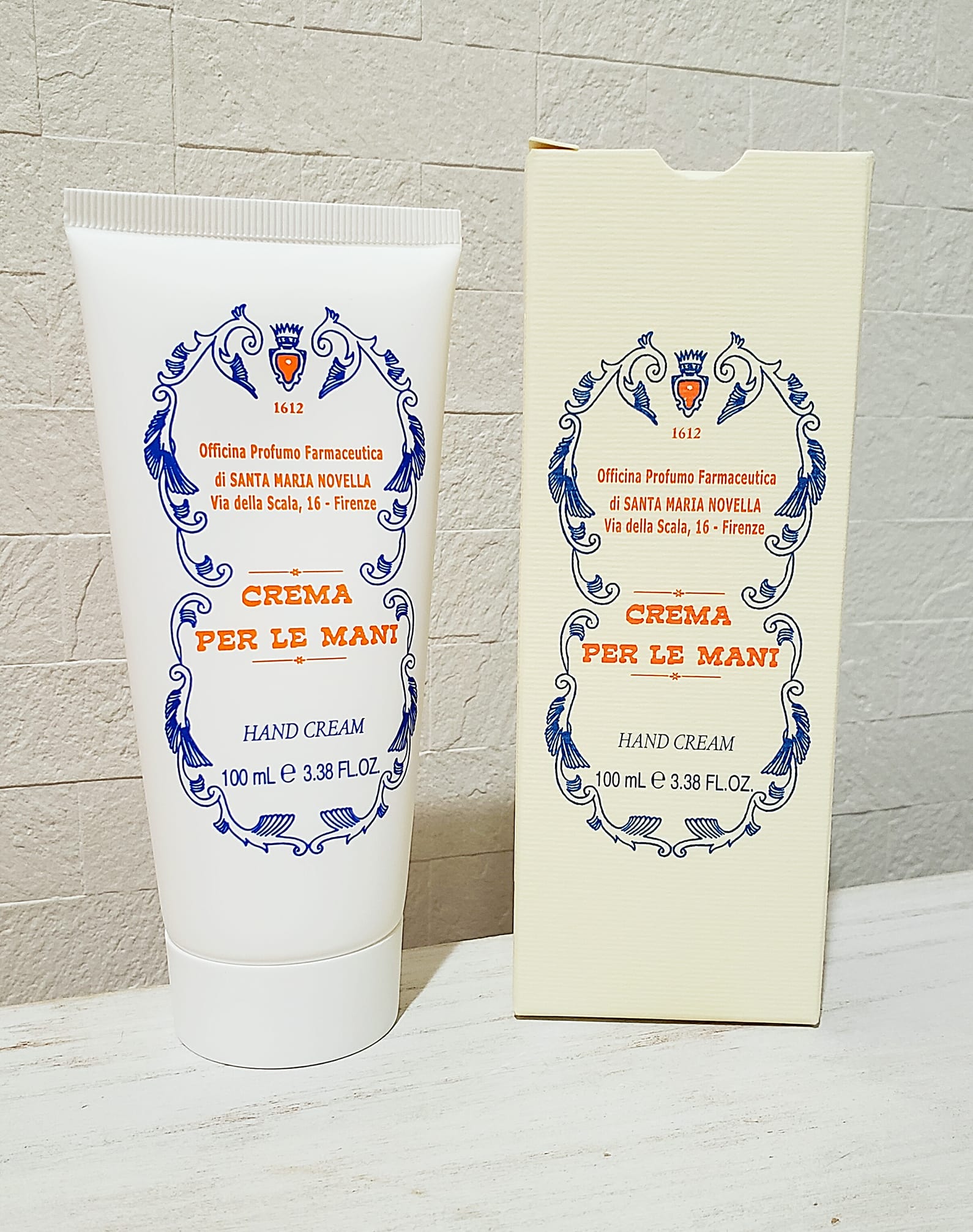 サンタマリアノヴェッラ レモンハンドクリーム 100mL santa maria novella バレンタイン　ギフト　プレゼントに　祝い