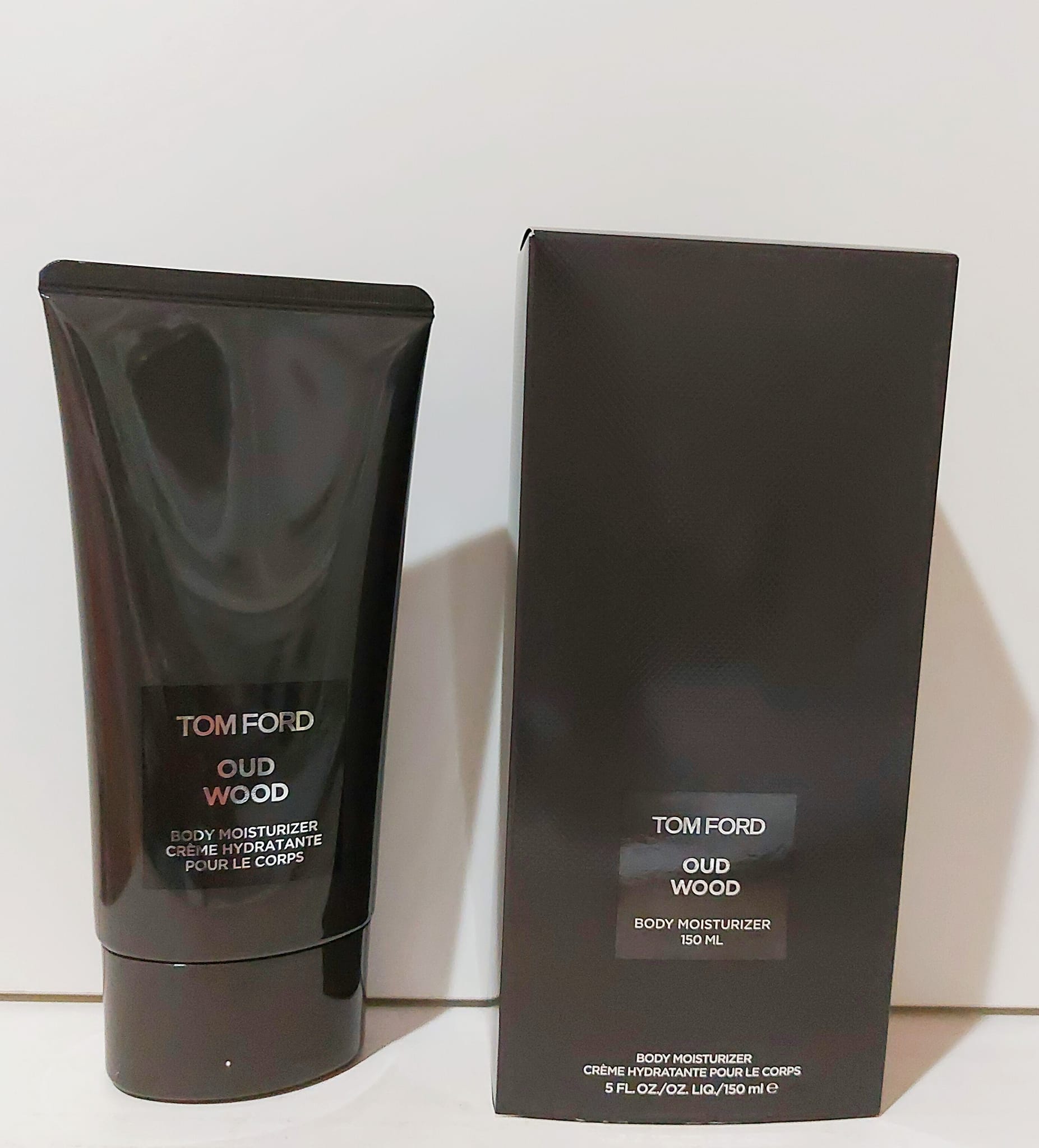 TOM FORD OUD WOOD ボディモイスチャライザー 150 ML Amazon.com : Tom Ford Private Blend Oud Wood Body