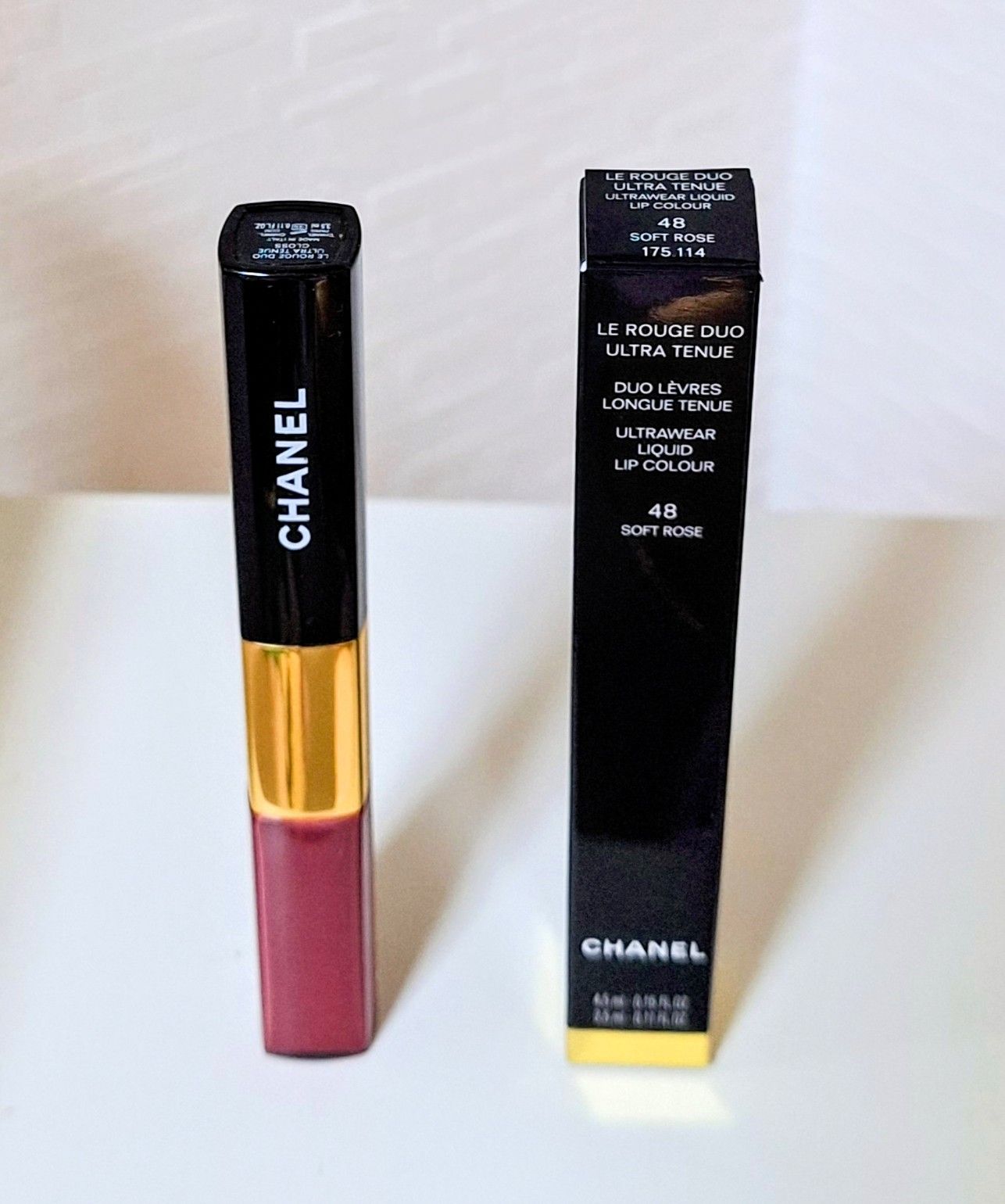 シャネル ル ルージュデュオ ウルトラトゥニュ　69 LE ROUGE DUO ULTRA TENUE Ultrawear liquid lip colour 69