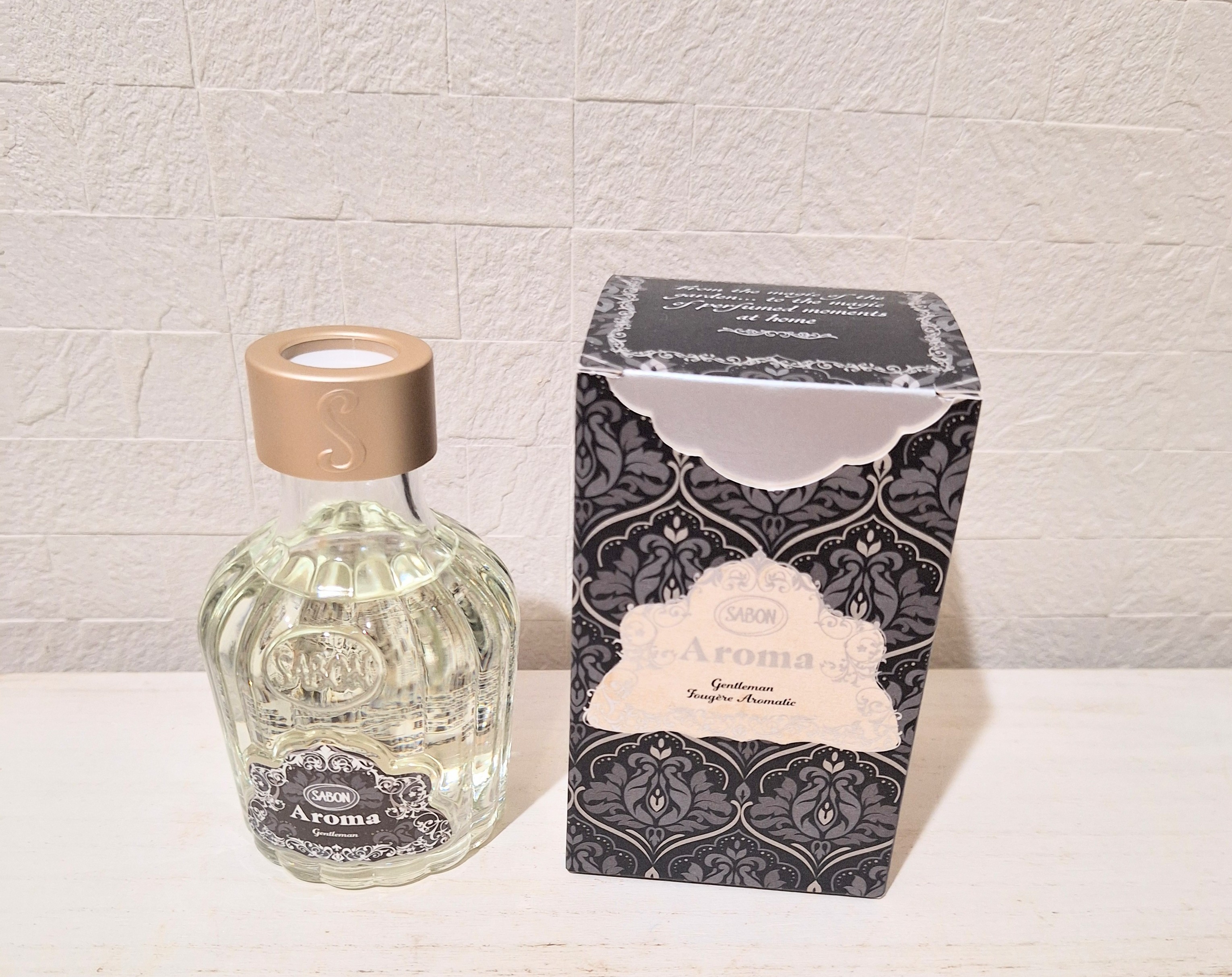 サボン アロマ 100mL SABON ルームフレグランス ジェントルマン ギフト 誕生日デー メンズ 男性 20代 30代 40代 50代 旦那 プレゼント 喜ばれるギフト 上質な香り アロマスティック 楽天市場】サボン アロマ 100mL SABON ルームフレグランス ジェントル