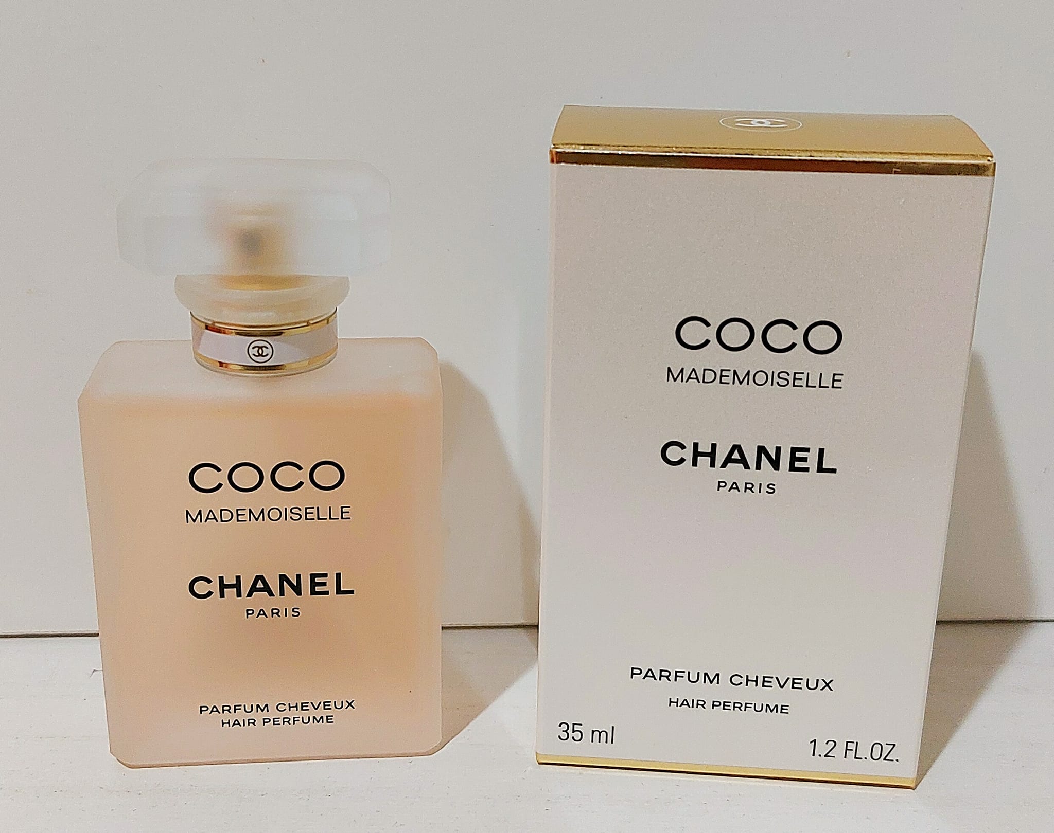 CHANEL 香水とハンドクリームセット　マドモアゼルロープリヴェ 試してみた】ココ マドモアゼル ロー プリヴェ CHANELのリアルな