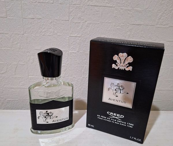 楽天市場】ハリウッド クレム ド ロイヤル 35g 国内正規品 : アーバン