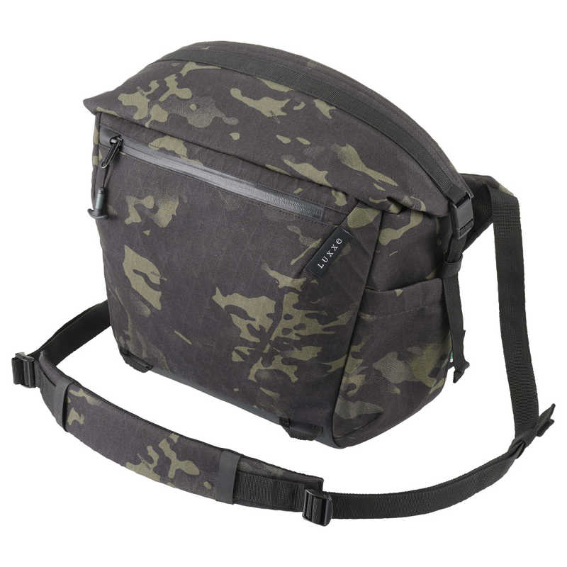 LUXXE　FIELD（フィールド） ロールトップショルダーバッグ 11 LUXXe（ラグゼ） ブラックカモ　SLX-FRSB11BC｜コジマ店