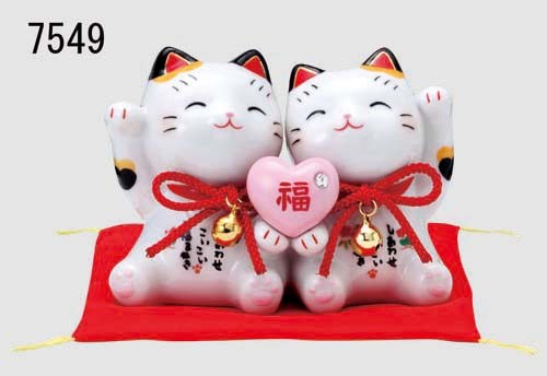 彩絵 満福恋まねき猫 陶器 招き猫 置き物 飾り物 置物 かわいい 縁起物 おしゃれ 和モダン 和風 レトロ 和室 敬老の日 贈り物 プレゼント ギフト お土産 和雑貨 Jurisaxis Com