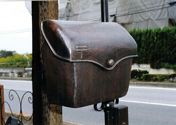 銅ポスト メールボックス 手紙 ポスト おしゃれ アンティーク 郵便受け箱 新聞受け 郵便 郵便受け箱 ポスト ダークブラウン 銅ポスト 新聞 スタンド ダークブラウン ポスト メールボックス 郵便受け箱 アンティーク 郵便 手紙 新聞受け 新聞 スタンド おしゃれ レトロ