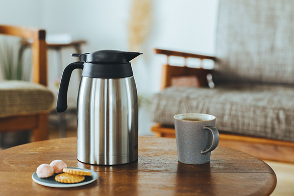 楽天市場 サーモス ステンレスポット 1l 選べるカラー ステンレスブラック ダークブラウン ブロンズ Thermos ステンレス 魔法びん 保温ポット 保冷ポット 卓上ポット 保温 保冷 魔法瓶 オンラインショップ びーんず