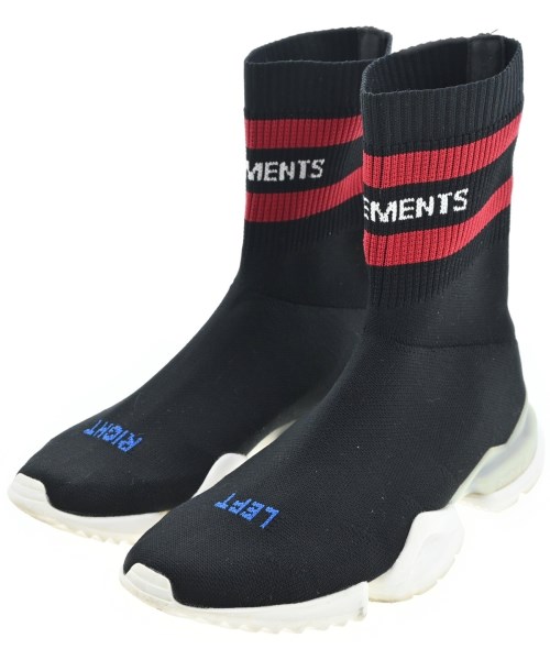VETEMENTS ヴェトモンスニーカー メンズ 25.5糎 黒x赤x青【中古】【古着】