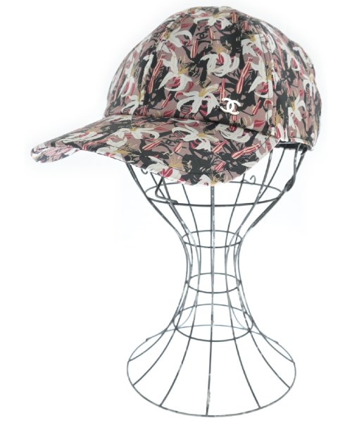 CHANEL シャネル旗がしら レディース - サクラ色系x白x黒等(総柄)【中古】【古着】