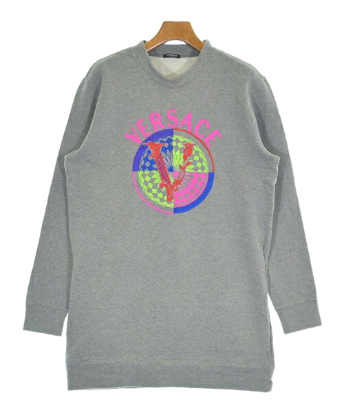 VERSACE ヴェルサーチスウェット レディース 40(M位) グレー【中古】【古着】｜RAGTAG（ブランド古着のラグタグ）