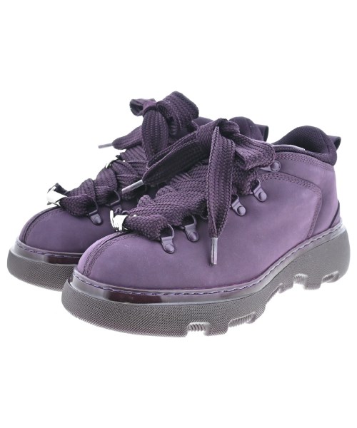 BURBERRY 42 バーバリー　スニーカー　アーサー バーバリーの新作スニーカー「アーサー」は光沢のあるソールが目を引く