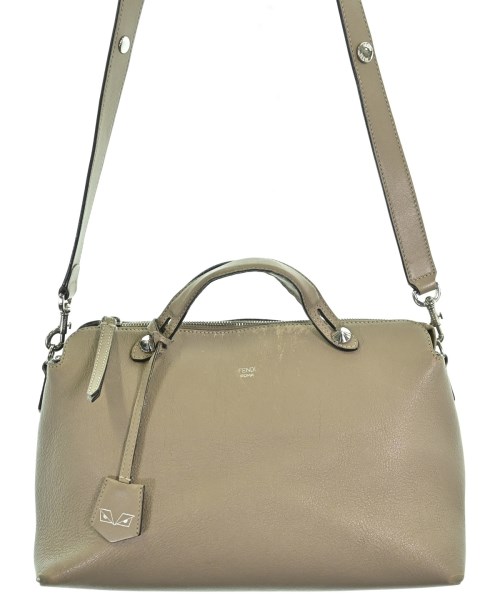 FENDI フェンディショルダーバッグ レディース - 薄墨色ベージュ【中古】【古着】