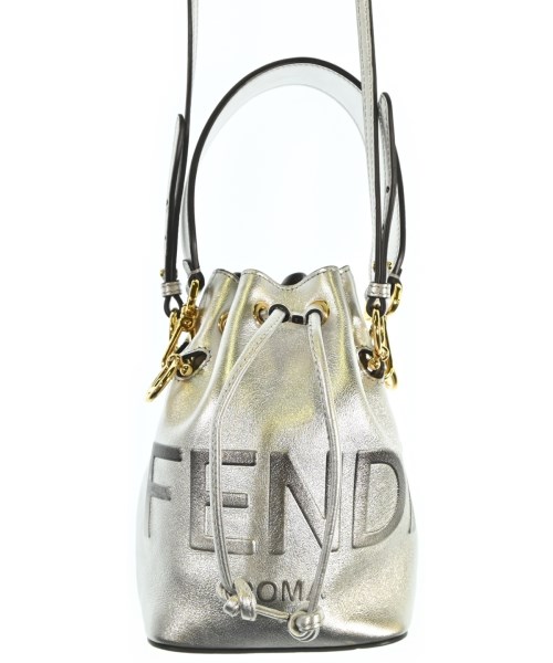 FENDI フェンディショルダーバッグ レディース - しろがね色【中古】【古着】