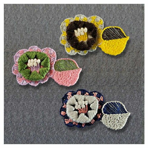 ★Saint James コラボ★【マコンエレスコワ】手刺繍ブローチ ☆Saint James コラボ☆【マコンエレスコワ】手刺繍ブローチ