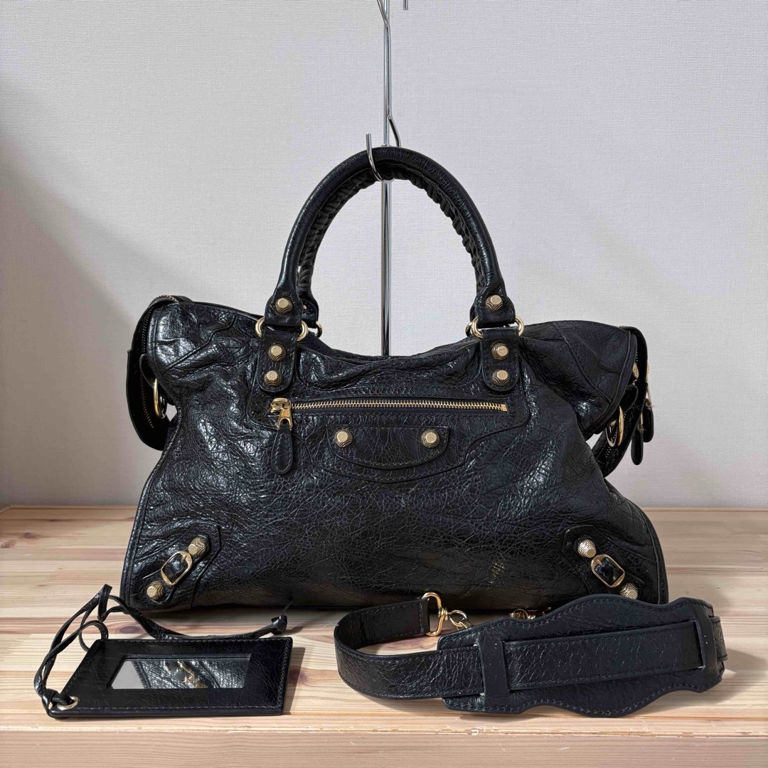 【中古】 BALENCIAGA ﾊﾞﾚﾝｼｱｶﾞ Giant City 2WAY ｼｮﾙﾀﾞｰ ﾊﾝﾄﾞ ﾊﾞｯｸﾞ 281770｜Reuse Select by Rakuma