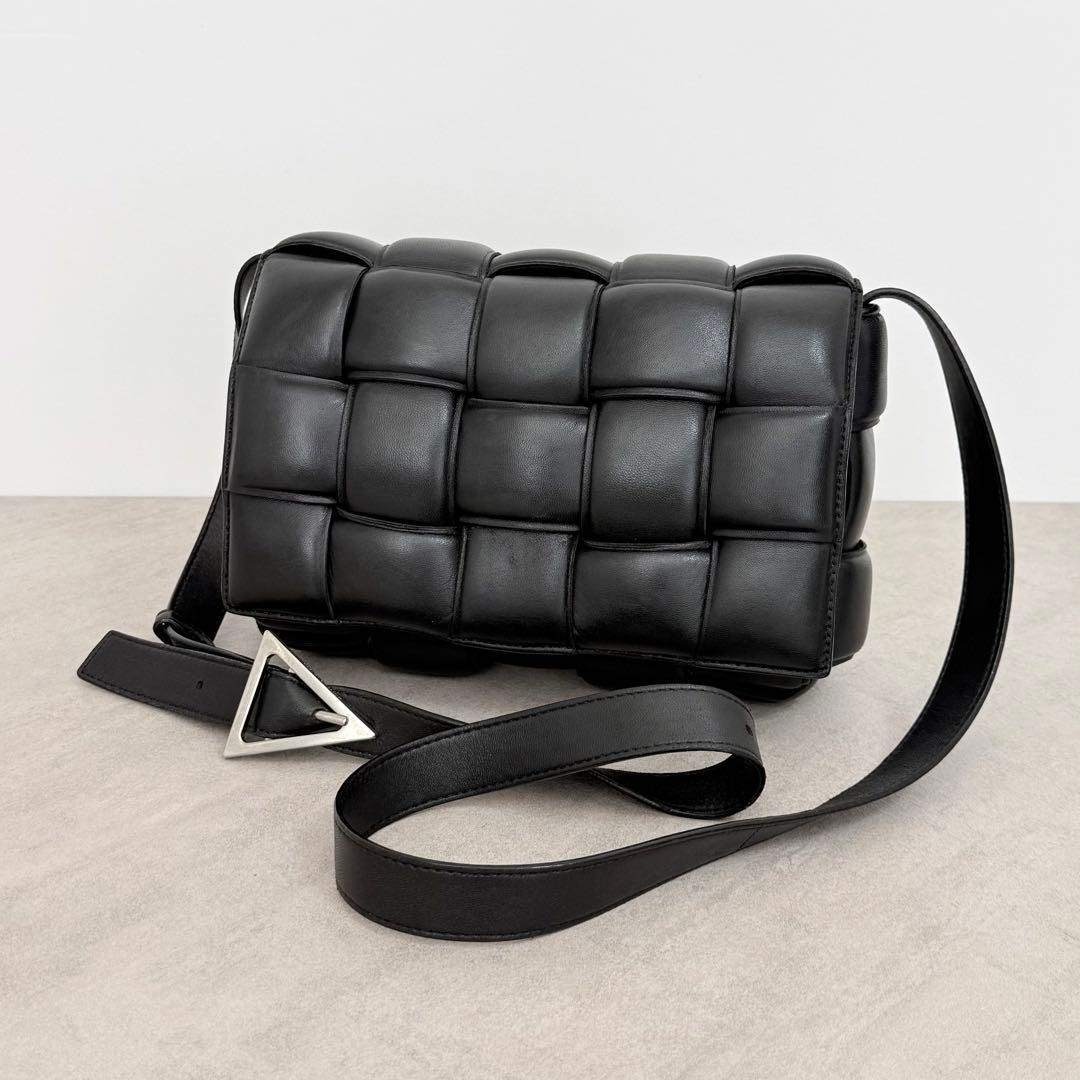 【中古】 BOTTEGA VENETA ボッテガヴェネタ パデット テープ ショルダーバッグ 黒いこと
