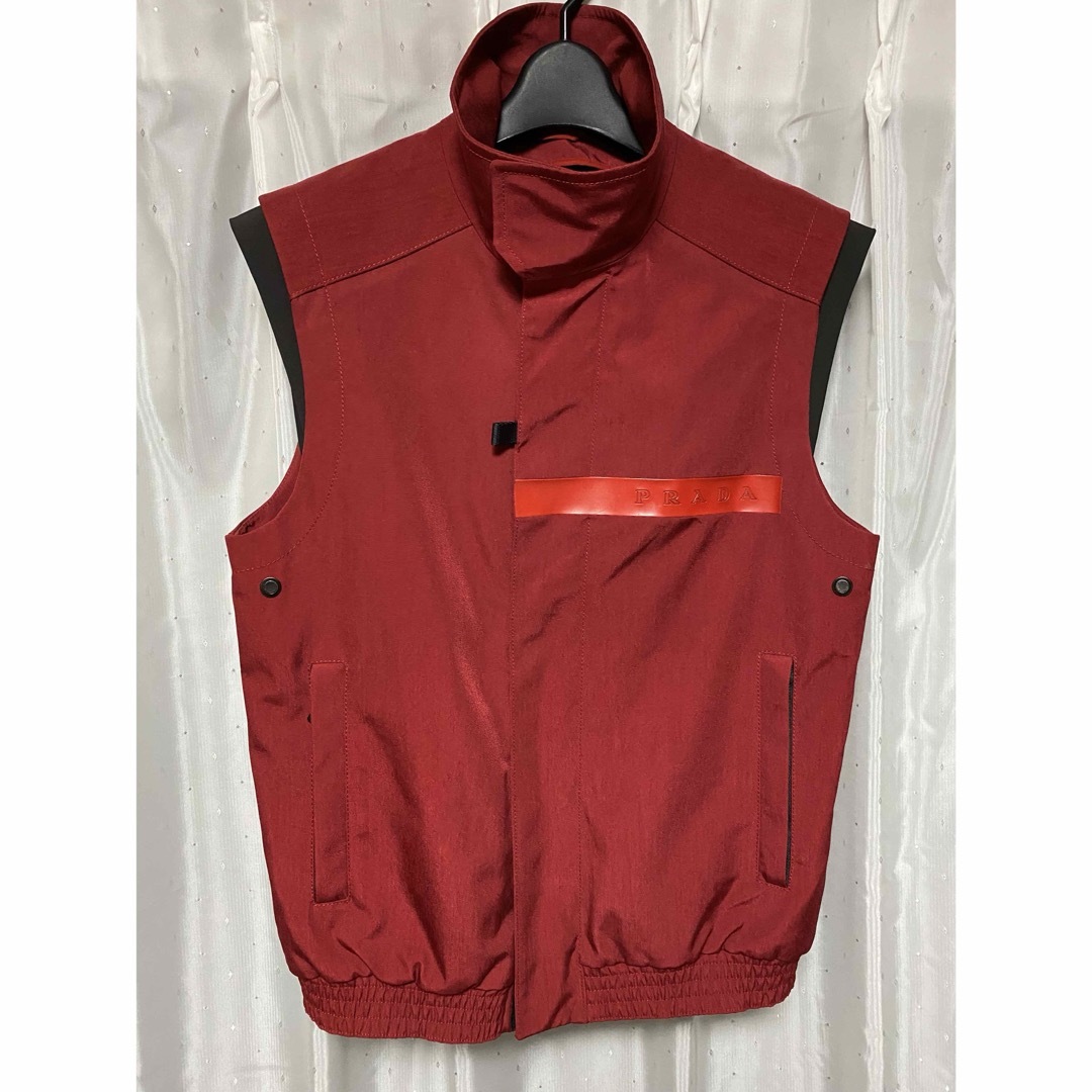 【中古】PRADA プラダ SPORT ベスト レッド 48｜Reuse Select by Rakuma