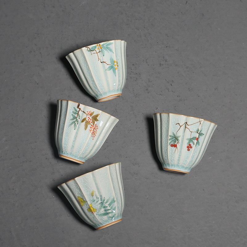 中国伝統茶器　茶杯お得4個セット　柄違い　中国茶葉　烏龍茶　ウーロン茶　台湾茶　ギフト　プレゼント