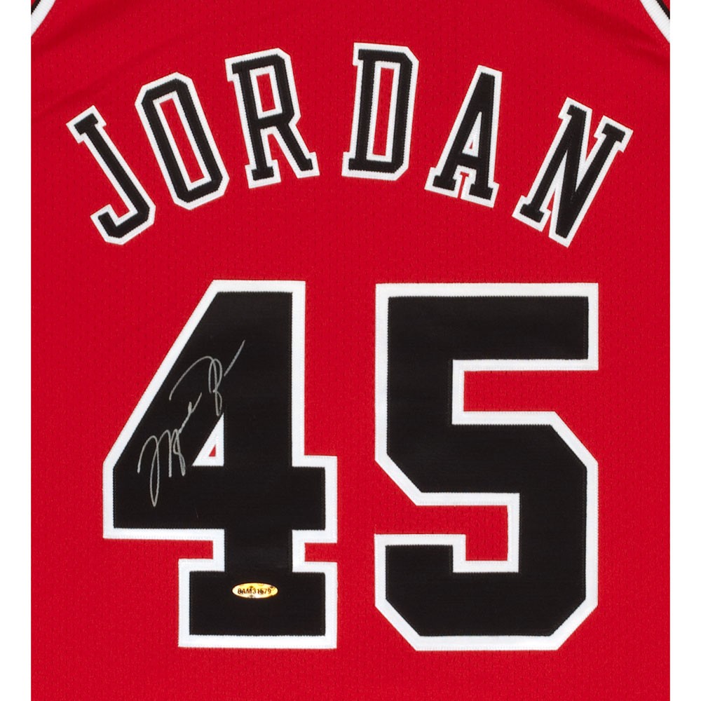 楽天市場 マイケル ジョーダン 直筆サイン入り ミッチェル ネス Nba シカゴ ブルズ 1994 背番号45 レッド オーセンティック ユニフォーム フレームなし Michael Jordan Signed 1995 45 Red Chicago Bulls Mitchell Ness Jersey Upper Deck メモラビリア