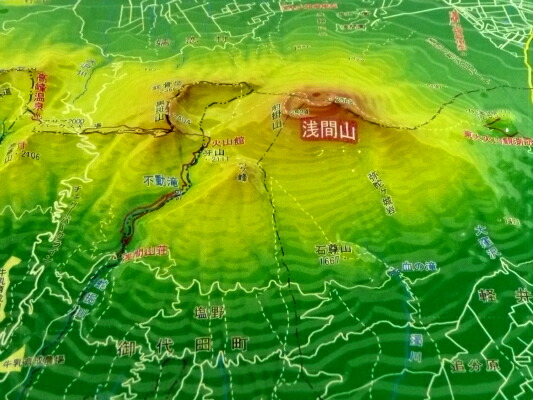 楽天市場】ジオラマ地図 穂高連峰（穂高岳・常念岳） : ラリー