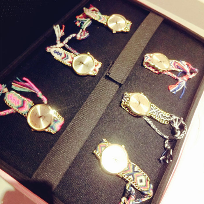 ミサンガウォッチ 楽天市場】ミサンガウォッチ 腕時計 レディース フラワー模様 花