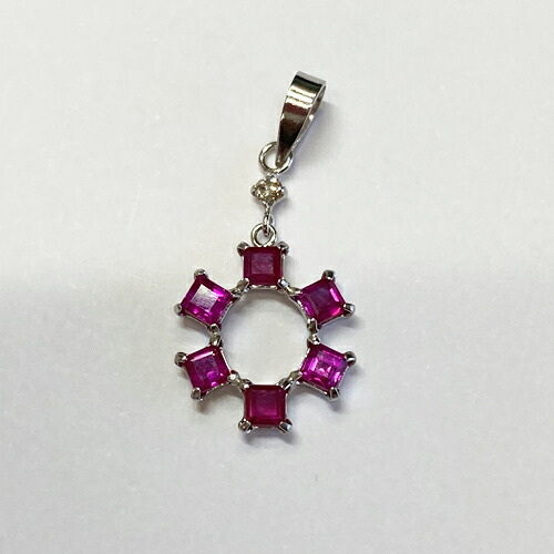 PT900 ルビー 0.80カラット　2.4mm～2.6mm角石6個付ペンダント　ダイヤモンド0.03ct　スクエア　ファッション　ジュエリー アクセサリー　 レディース 　ギフト　 7月誕生石　クリスマス　母の日　還暦祝い　結婚記念日　プレセント　無料ラッピング 29,288円