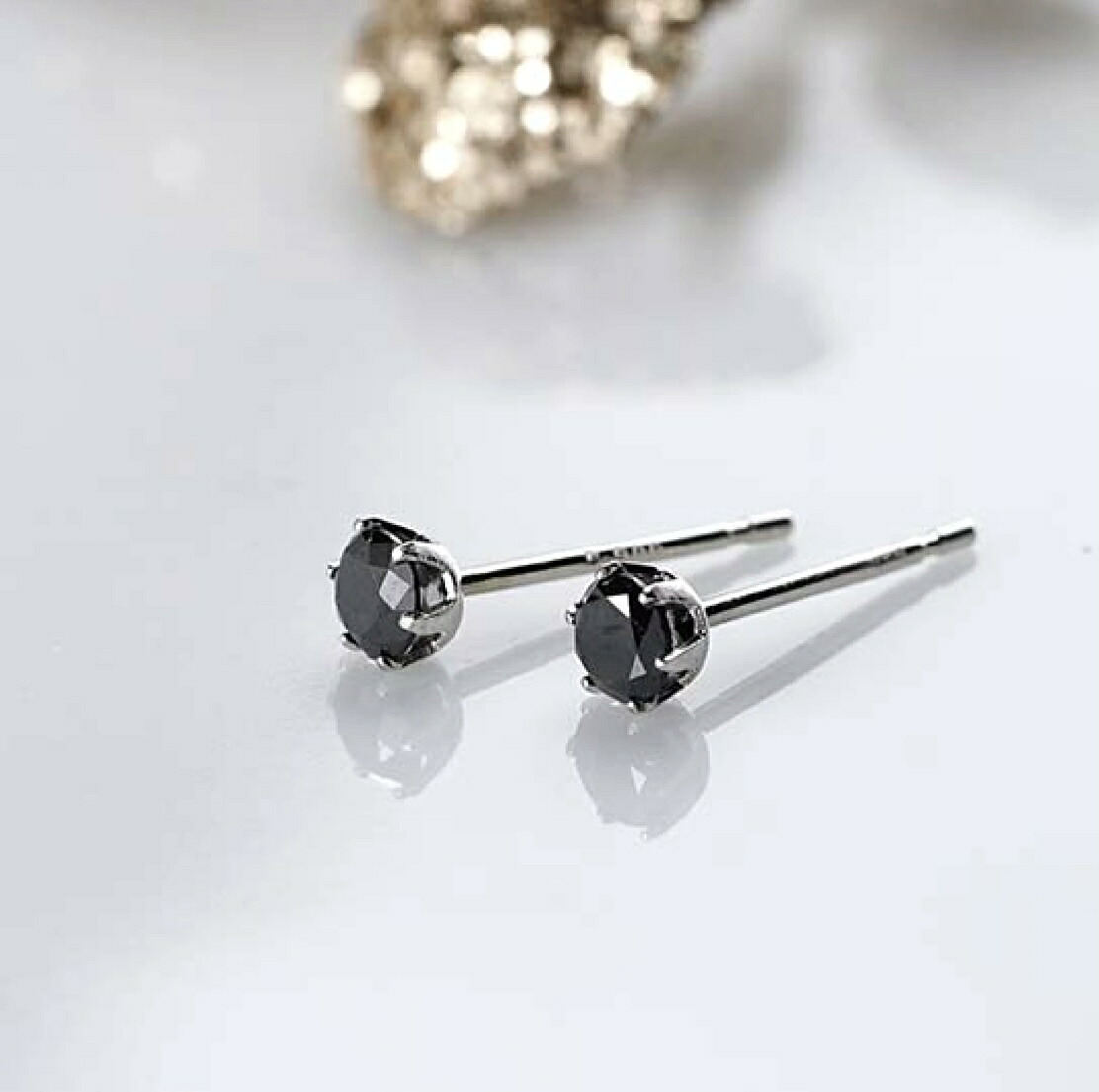 PT900 ブラックダイヤモンド（ダイヤモンドカット 3mm丸） ピアス 0.24カラット(片耳0.12ct×2) プラチナシリコンダブルロックキャッチ付・レディースジュエリー・プレゼント・品質保証書付・ジュエリーケース付・記念日・4月誕生石