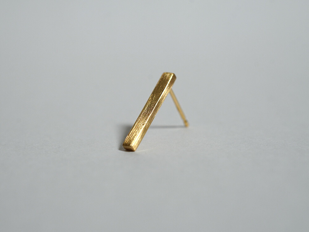 RAPA ピアス Hashira 艶消しゴールド K18 RAPA ピアス Hashira 艶消しゴールド K18