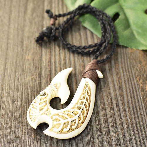 楽天市場】マオリ族 ボーン カービング(彫刻） ペンダント フック