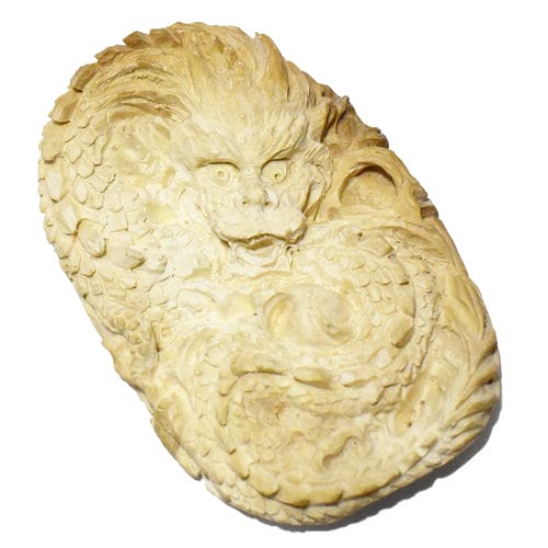 【一点物】龍（ドラゴン） マンモス牙 彫刻  プレート ２２．８ｇ ロシア産 化石 ボーンカービング【送料無料】