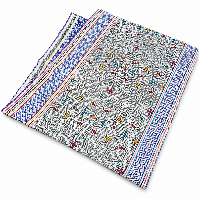 【一点物】ペルー共和国 シピボ族 刺しゅう布 幅：６１ｃｍ×縦：１３０ｃｍ 重さ：３１０ｇ【貨物輸送無料】
