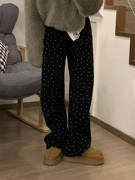 この1枚で今風に ストレートパンツ ワイドパンツ スラックス 花柄 ロングパンツ 春｜ドレミファソラ・ねこ