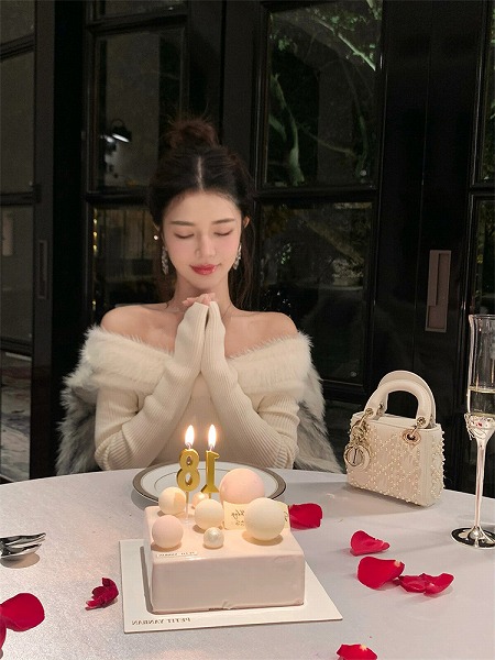 ここであなたが一番美しいです 韓国ファッション 婚約ドレス クリスマスの着こなし 誕生日のドレス