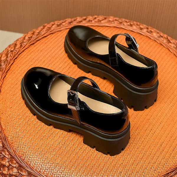 今から履けちゃう INSスタイル カジュアル ローファー 新品 厚底 シューズ 歩きやすい 滑り止め