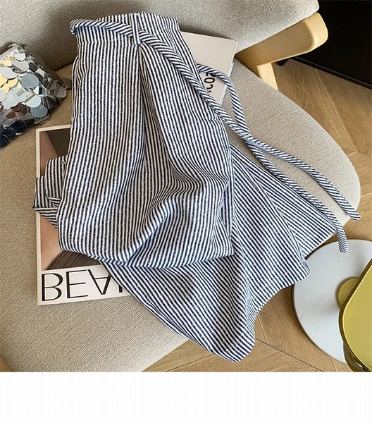 ファッションブログ主が好きな商品 ワイドパンツ スラックス ロングパンツ ストライプ ハイウエスト