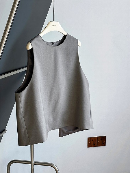 簡単おしゃれに見える服 タンクトップ レディース エレガント スプリット スーツベスト おしゃれ