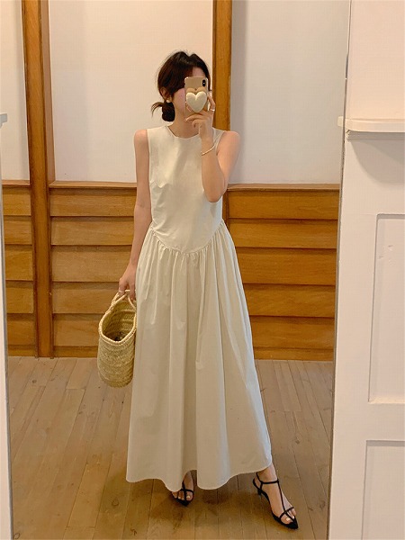 芸能人も好きな商品 夏 ジャンパースカート 袖なし 受け取って腰 背透けて ロングスカート｜ドレミファソラ・ねこ