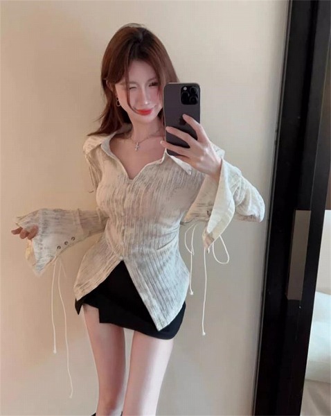 きちんと感をGET ボトムシャツ 女性 修身 受け取って腰 正肩服 デザインセンス トップス 上着