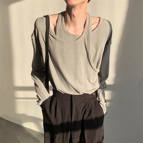 フェイク2ピース トップス 上着 Tシャツ 春 男 ゆったりする 二重襟元 デザインセンス