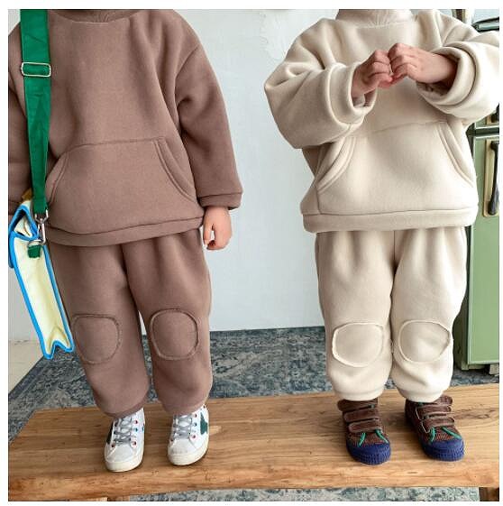 秋冬新作　キッズスウェット＋パンツ　セットアップ　子供アパレル　裏毛付き