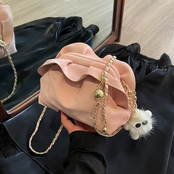 新作レディースファッション　オシャレ　合わせやすい　人気商品　ショルダーバッグ