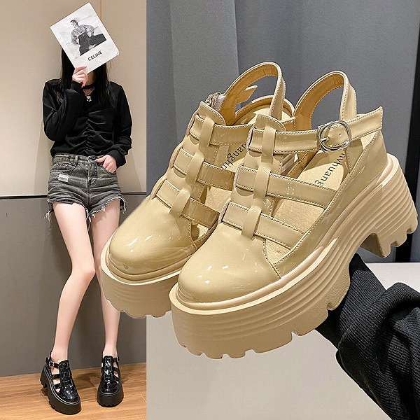 サンダル　新作　厚底サンダル　レーディスファション商品　個性的サンダル　人気商品