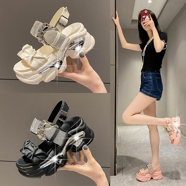 サンダル　新作　厚底サンダル　レーディスファション商品　個性的サンダル　人気商品