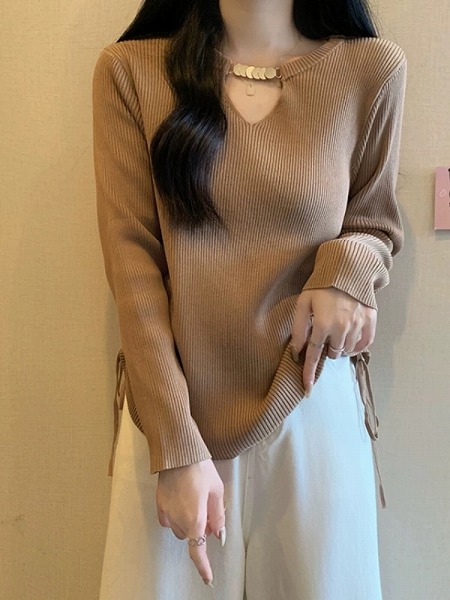 レディースファション商品　きやせ見えインナートップス　人気ブラウス　上着｜ドレミファソラ・ねこ